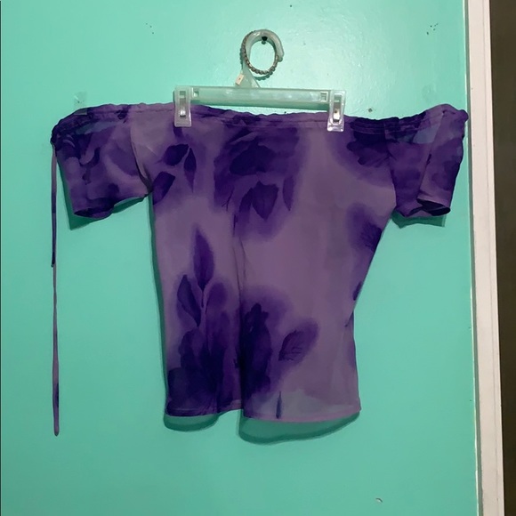 Top - Picture 1 of 2